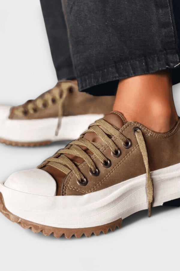 Jinky - Sapatos com Design Moderno de Platô